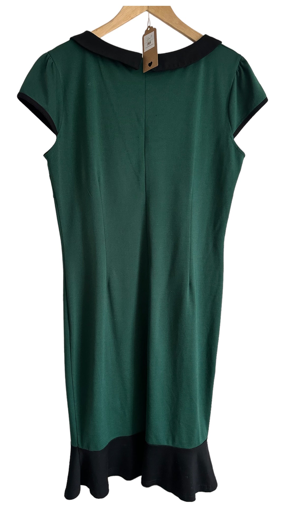 Black Collar Green dress