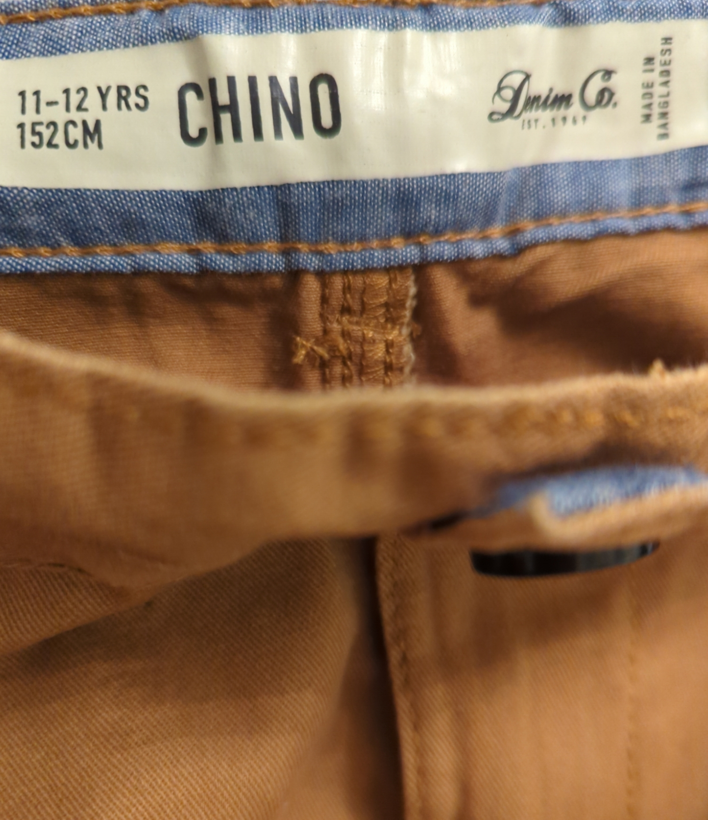 Denim & Co Chino Shorts Size 11-12 Years Very good condition. Kids