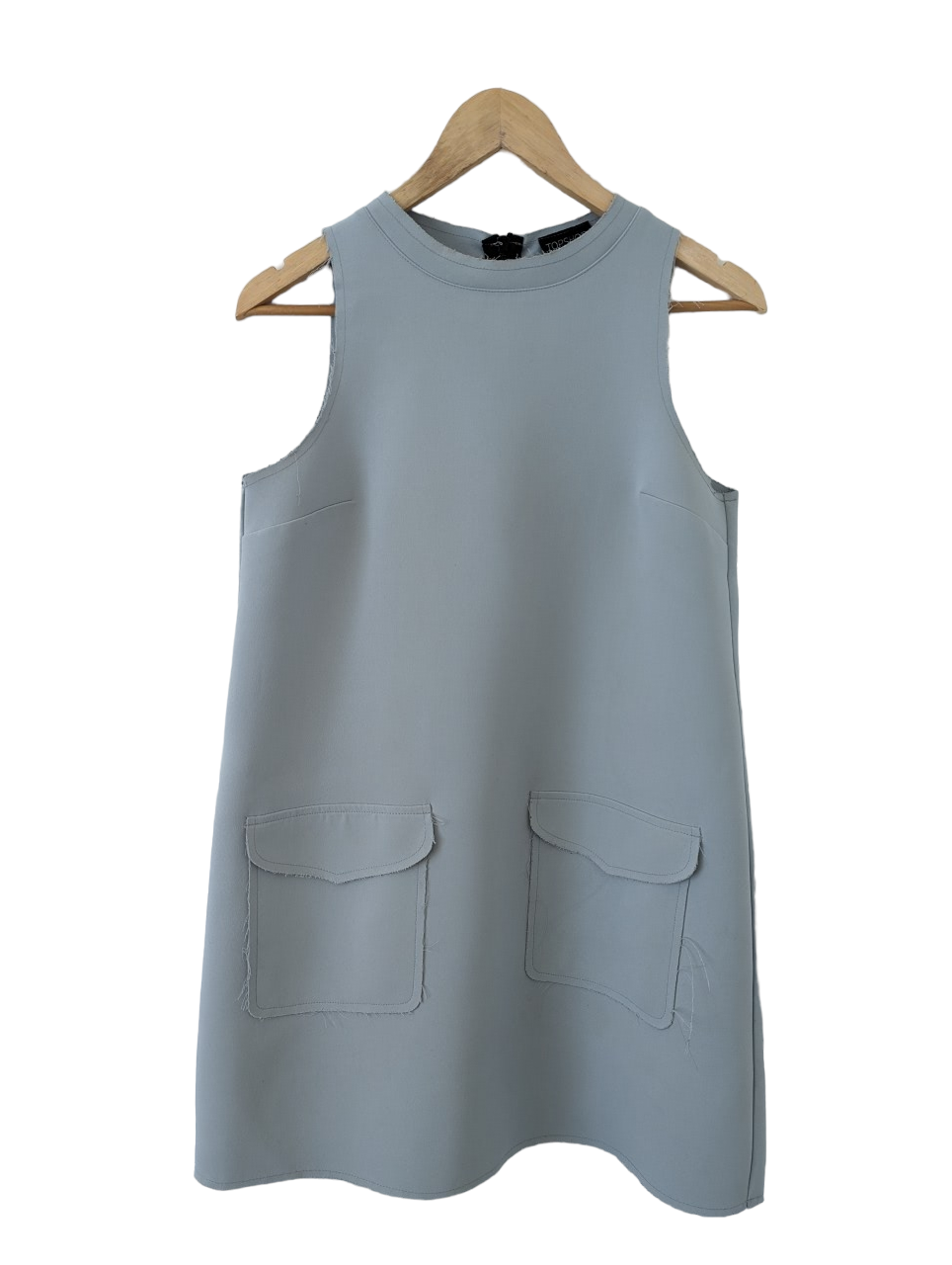 Look your best in any occasion with this Pinafore Dress from Topshop. Expertly crafted from thick and durable material, this dress has lovely raw edges for a classic and beautiful look. It's available in a gorgeous grey/green hue and in size 10.. Preloved