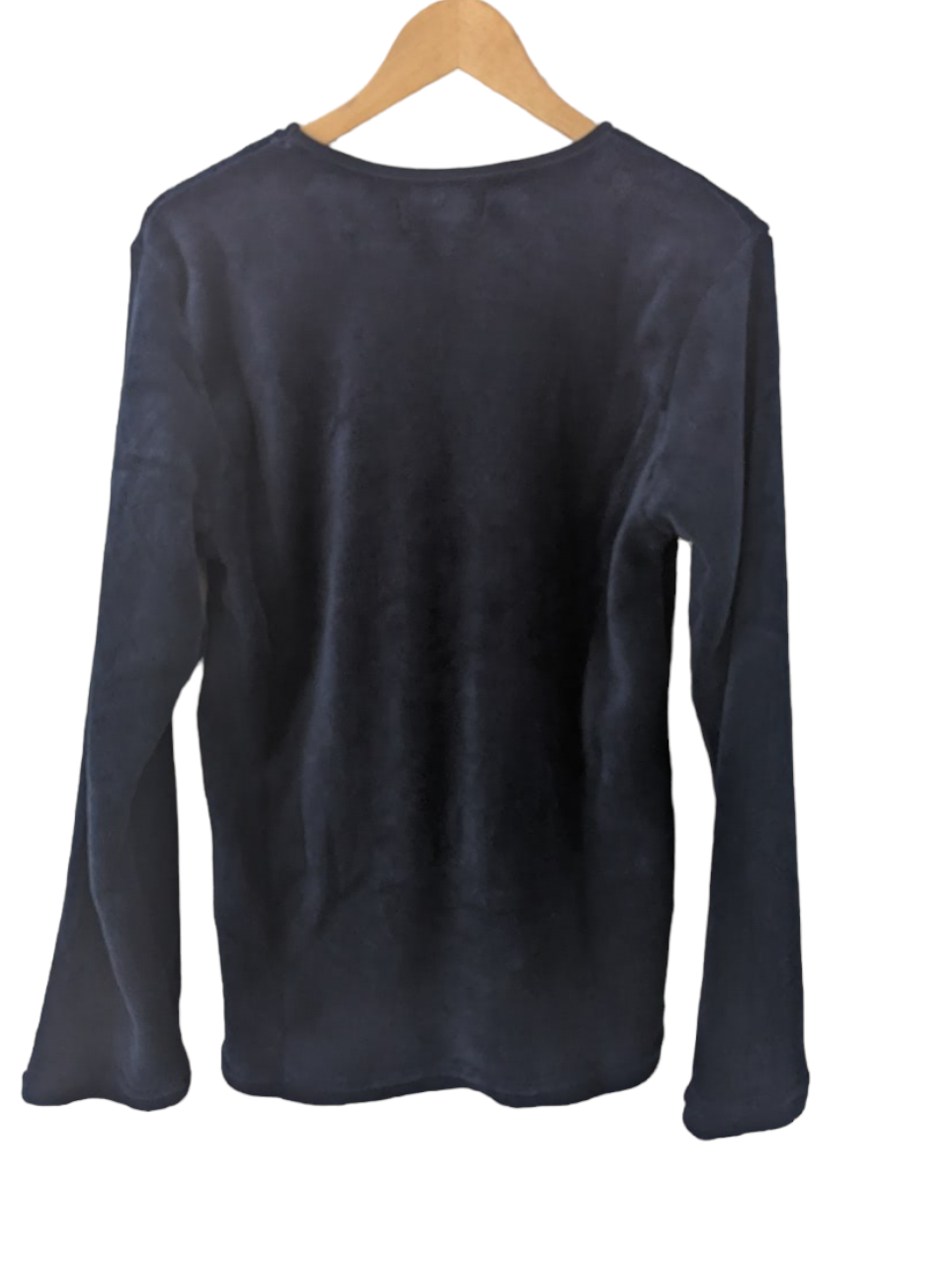 This navy sweater is perfect for any occasion. It's ultra soft, size 10, and made with quality materials. Look stylish and stay cosy in this classic navy design. preloved