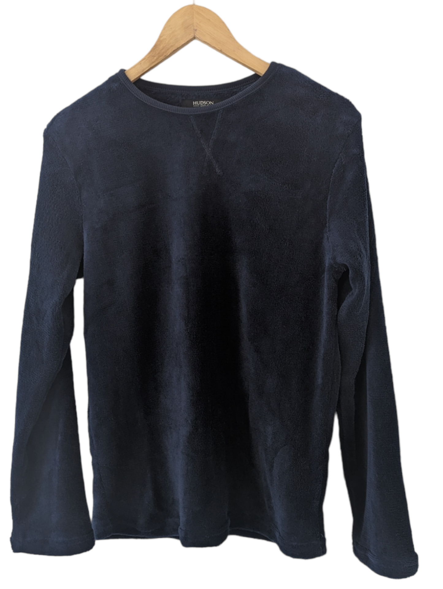 Preloved. This navy sweater is perfect for any occasion. It's ultra soft, size 10, and made with quality materials. Look stylish and stay cosy in this classic navy design.