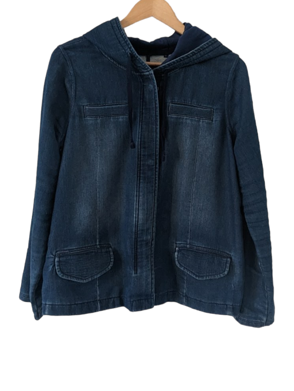 Created with high quality denim and a hood, the Next denim jacket is the perfect choice for combining practicality and style. From size 12, this jacket is the perfect fit for casual days out and cosy nights in. Ideal for the modern versatile wardrobe. Preloved