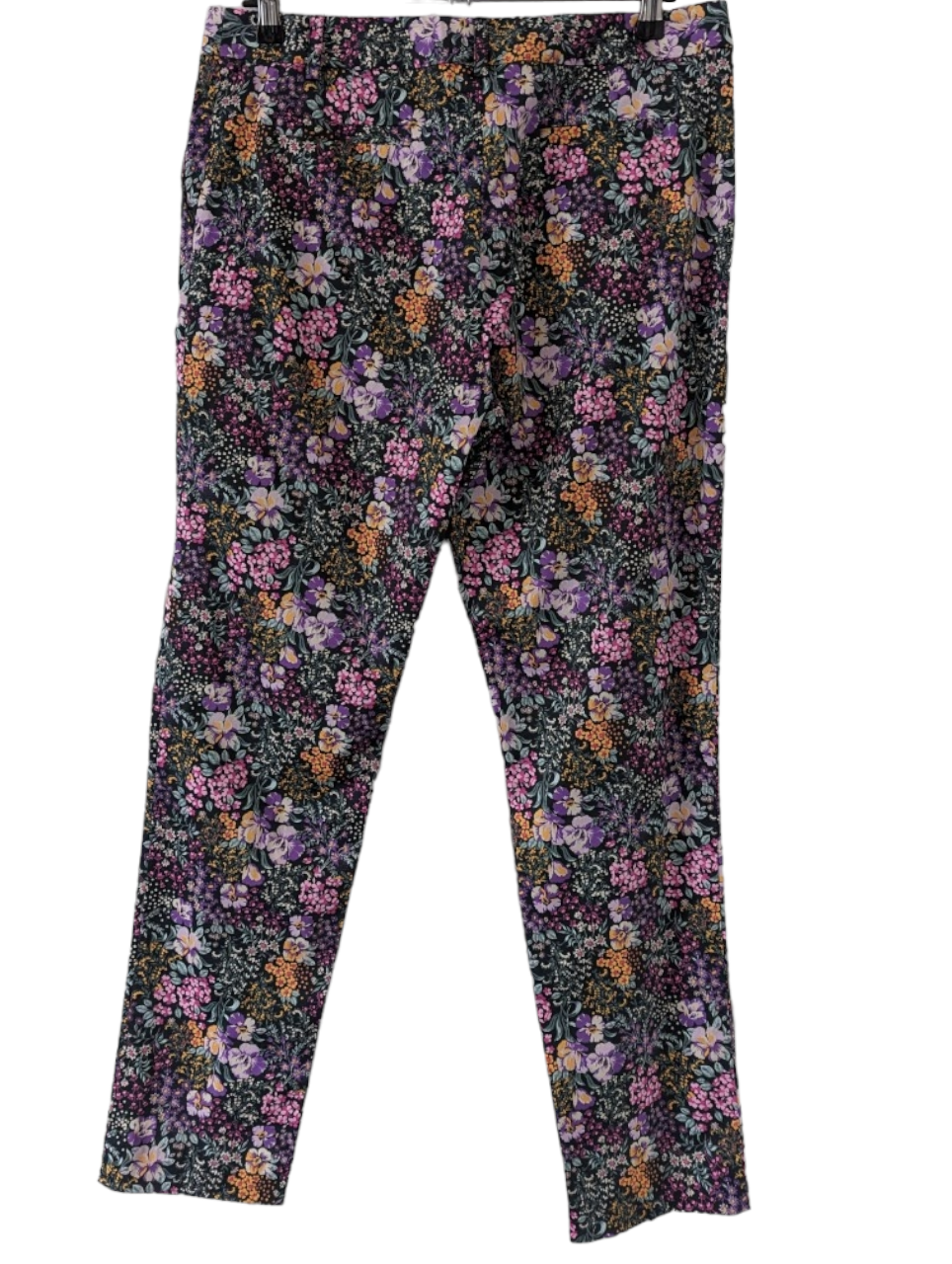 Look your best with these high-quality Laura Ashley trousers. Size 14 Preloved