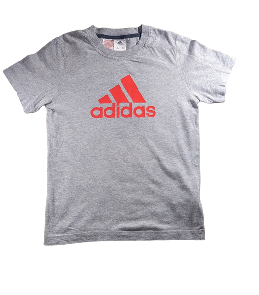 Classic Adidas T-Shirt  KIds. I Am Fashion Conscious